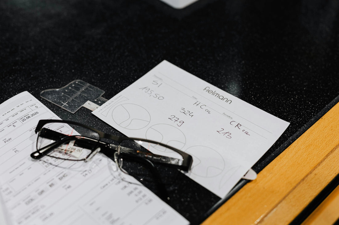 How to read your eyeglasses prescription?